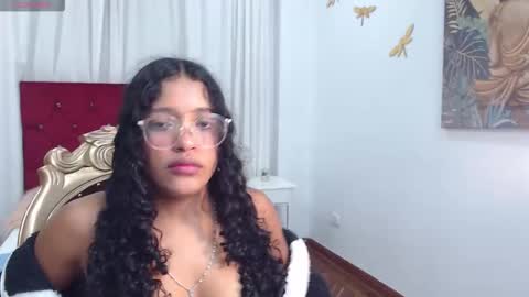 Snapshot of chleo_wild chatting on 11/06/25, 03:02 chleo_wild online show from 11/06/25, 03:02