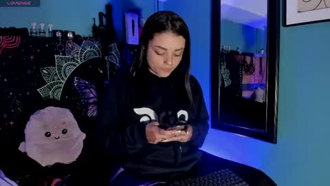 Chloeallennn  online show from 05/03/26, 03:29