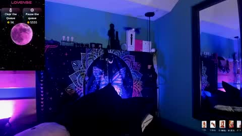 Snapshot of chloaellenn chatting on 06/06/26, 11:48 Chloeallennn online show from 06/06/26, 11:48