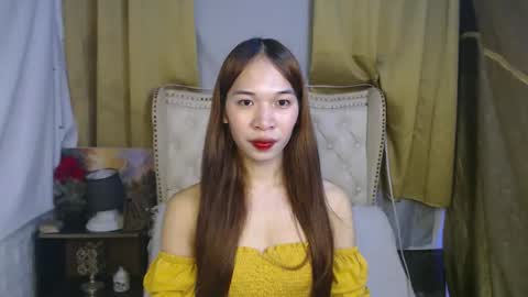 chloe_bilat online show from 11/13/25, 11:36