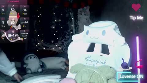 Snapshot of chloe_crystall_killer chatting on 12/16/25, 08:30 chloe_crystall_killer online show from 12/16/25, 08:30