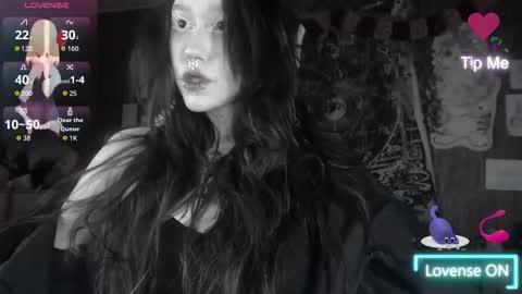 Snapshot of chloe_crystall_killer chatting on 02/04/26, 10:36 chloe_crystall_killer online show from 02/04/26, 10:36