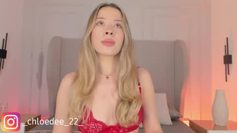 Chloe online show from 02/08/26, 12:30