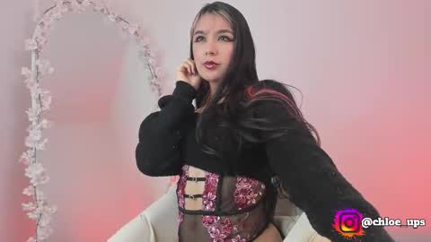 Snapshot of chloe_evans12 chatting on 02/03/26, 04:54 Chloe online show from 02/03/26, 04:54