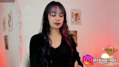 Snapshot of chloe_evans12 chatting on 04/17/26, 06:27 Chloe online show from 04/17/26, 06:27