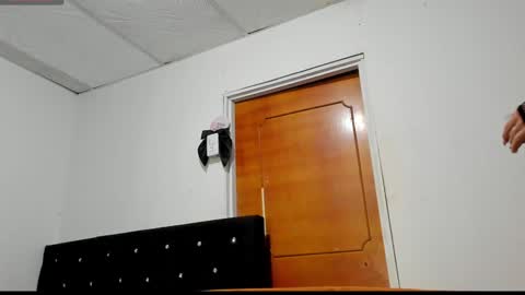 Snapshot of chloe_evanx_ chatting on 01/07/25, 07:06 Chloe Evanx online show from 01/07/25, 07:06