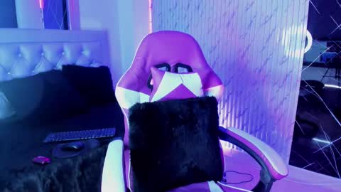 chloe_jacksonn online show from 10/04/25, 11:03