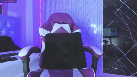 chloe_jacksonn online show from 10/09/25, 11:58