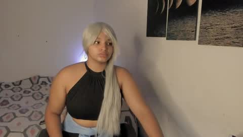 Snapshot of chloe_kisses chatting on 04/08/26, 11:32 chloe_kisses online show from 04/08/26, 11:32