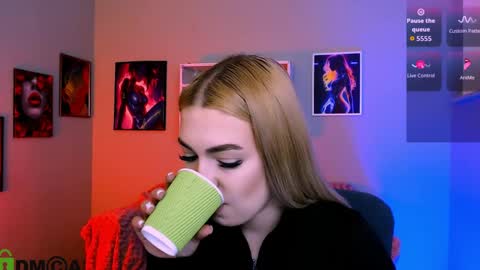 chloe_ley online show from 05/27/26, 10:12
