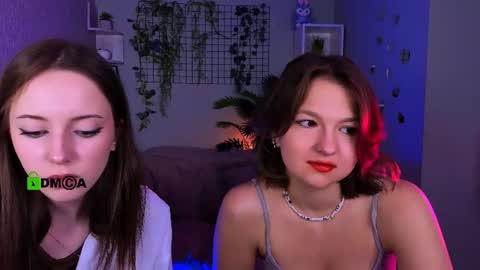 chloe_ley online show from 06/15/26, 07:05