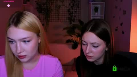 chloe_ley online show from 06/22/26, 07:22