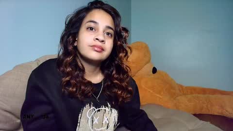 Snapshot of chloe_maia1 chatting on 01/23/25, 02:23 AMY online show from 01/23/25, 02:23