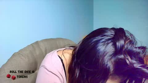 Snapshot of chloe_maia1 chatting on 01/31/25, 02:04 AMY online show from 01/31/25, 02:04
