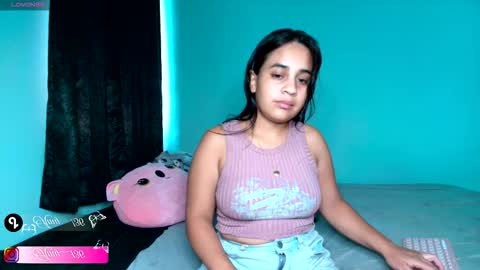 Snapshot of chloe_maia1 chatting on 09/11/25, 04:51 AMY online show from 09/11/25, 04:51