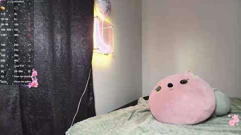 Snapshot of chloe_maia1 chatting on 02/19/26, 02:07 AMY online show from 02/19/26, 02:07