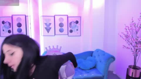 Chloe  online show from 06/12/26, 12:04