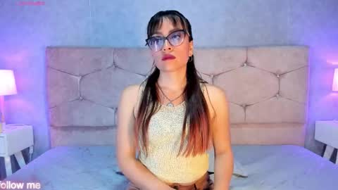 chloe_miiler online show from 03/11/26, 02:01