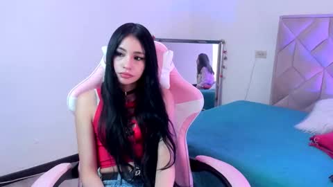 Chloe online show from 03/03/26, 08:15