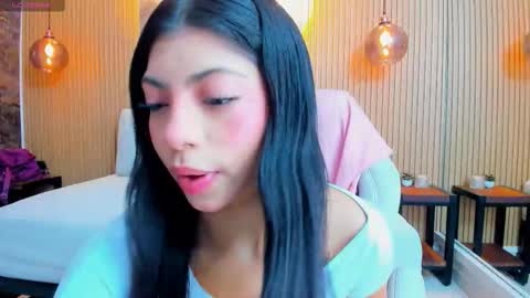  CHLOE  online show from 11/01/25, 07:05