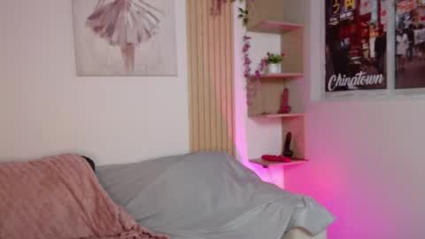 chloe_peach_ online show from 05/03/26, 11:38