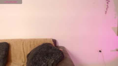 chloe_peach_ online show from 06/03/26, 12:41