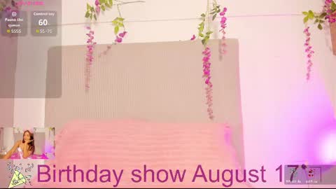 Snapshot of chloe_peach_ chatting on 07/21/26, 12:29 chloe_peach_ online show from 07/21/26, 12:29