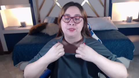 chloe_prg online show from 01/29/25, 12:24