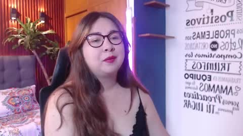 chloe_prg online show from 02/17/25, 12:48