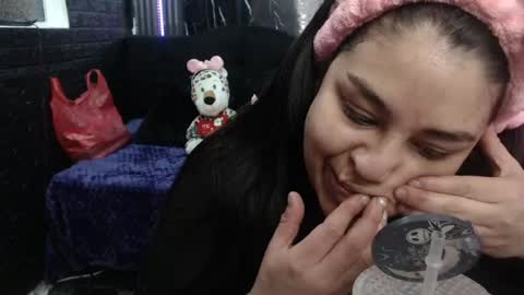 chloe_smith5 online show from 06/26/26, 01:26