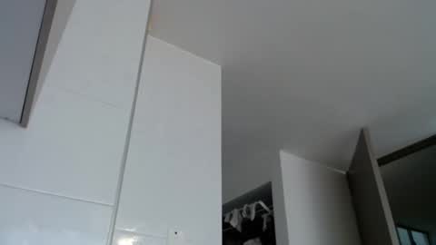 Snapshot of chloe_snoww chatting on 10/01/25, 09:21 cloes online show from 10/01/25, 09:21
