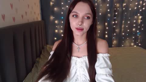 Snapshot of chloe_sunny chatting on 02/13/26, 02:35 Chloe online show from 02/13/26, 02:35