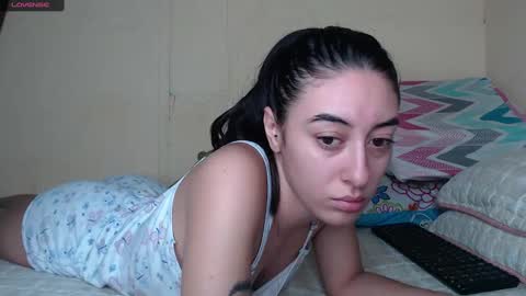 Snapshot of chloe_vahos chatting on 12/24/24, 03:16 Chloe online show from 12/24/24, 03:16