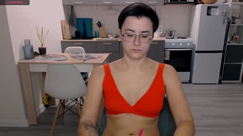 Eva and Sandra online show from 12/11/24, 10:03