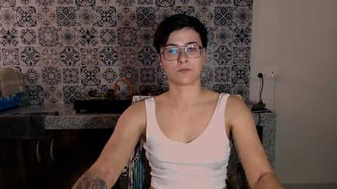 Eva and Sandra online show from 02/05/25, 10:19