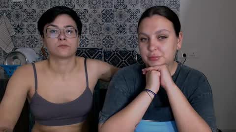 Eva and Sandra online show from 02/14/25, 03:26