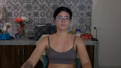 Eva and Sandra online show from 02/17/25, 08:19