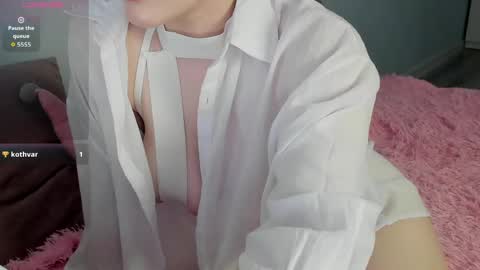Snapshot of chloeblisss chatting on 04/18/26, 03:54 My name is Chloe Like my broadcast pls online show from 04/18/26, 03:54