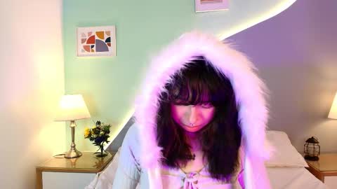 Snapshot of chloeesky chatting on 10/09/25, 02:26 chloeesky online show from 10/09/25, 02:26