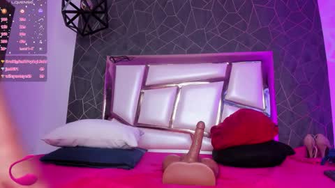 Snapshot of chloeetaylor_ chatting on 03/02/26, 05:08 chloeetaylor_ online show from 03/02/26, 05:08