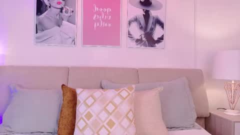 chloeferreira online show from 04/28/26, 02:10