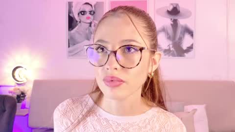 chloeferreira online show from 05/30/26, 04:09