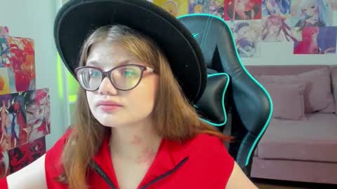ChloeHalses online show from 03/22/26, 04:10