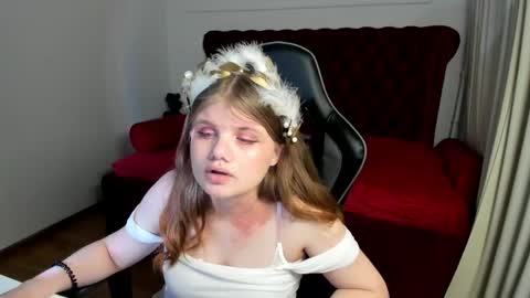 ChloeHalses online show from 06/07/26, 04:00
