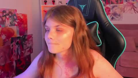 ChloeHalses online show from 06/15/26, 07:05