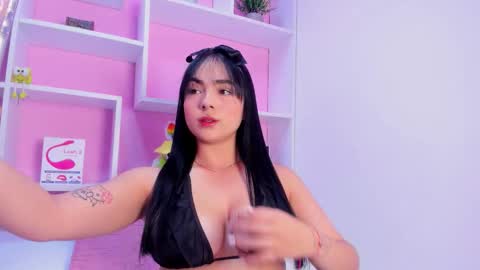 Snapshot of chloeharper1 chatting on 02/26/26, 01:21 Chloe online show from 02/26/26, 01:21