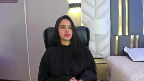  Chloe Harper  online show from 04/30/26, 11:49