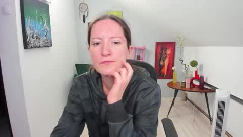 chloehottie online show from 09/15/25, 02:11