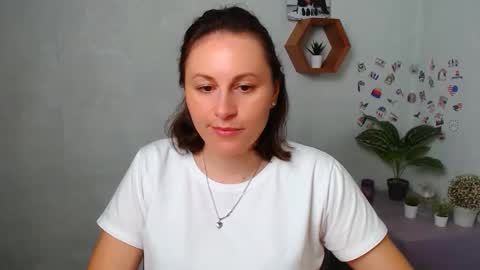 Chloe online show from 09/22/25, 03:41