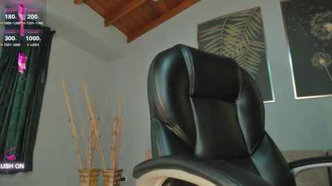 Snapshot of chloemanson chatting on 01/21/25, 08:54 Chloe OF chloemanson online show from 01/21/25, 08:54